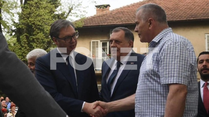 Vučić i dodik u Bileći